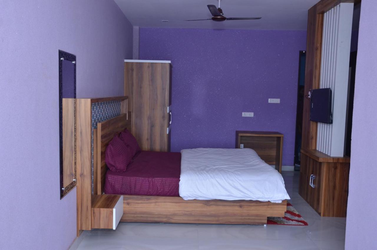 Hotel Blue Bell Raiwala Luaran gambar